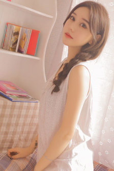 COM.FACEBOOK.KATANA
